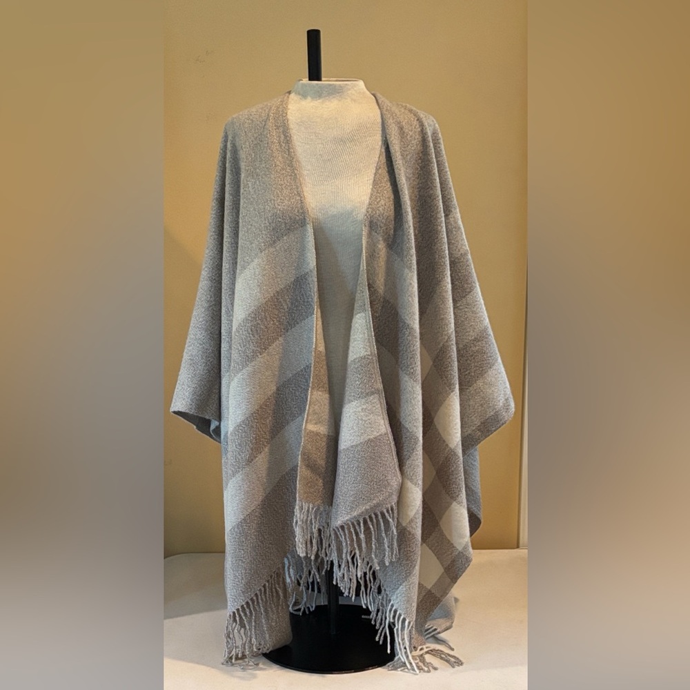 Eileen Fisher Undyed Alpaca Blanket Stripe Serape In Dark Pearl OneSize-PreLoved